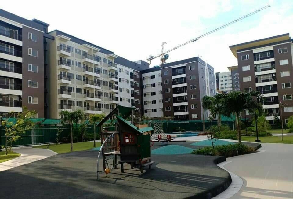 Апарт готель Avida Atria T2-F ,5Mins To Festive Walk And 4 Mins To Iloilo Convention Center Екстер'єр фото