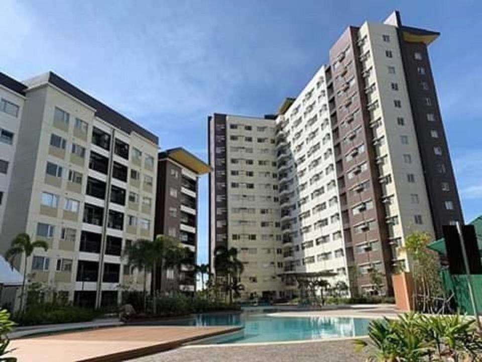 Апарт готель Avida Atria T2-F ,5Mins To Festive Walk And 4 Mins To Iloilo Convention Center Екстер'єр фото