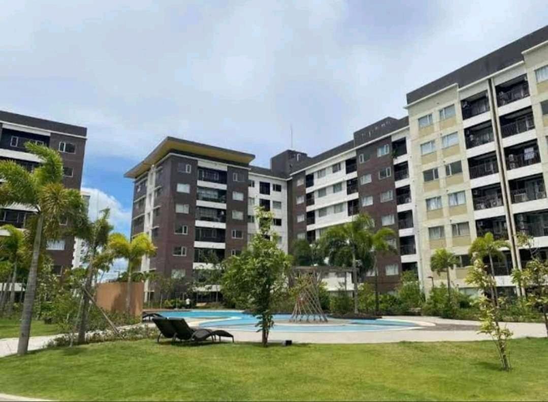 Апарт готель Avida Atria T2-F ,5Mins To Festive Walk And 4 Mins To Iloilo Convention Center Екстер'єр фото