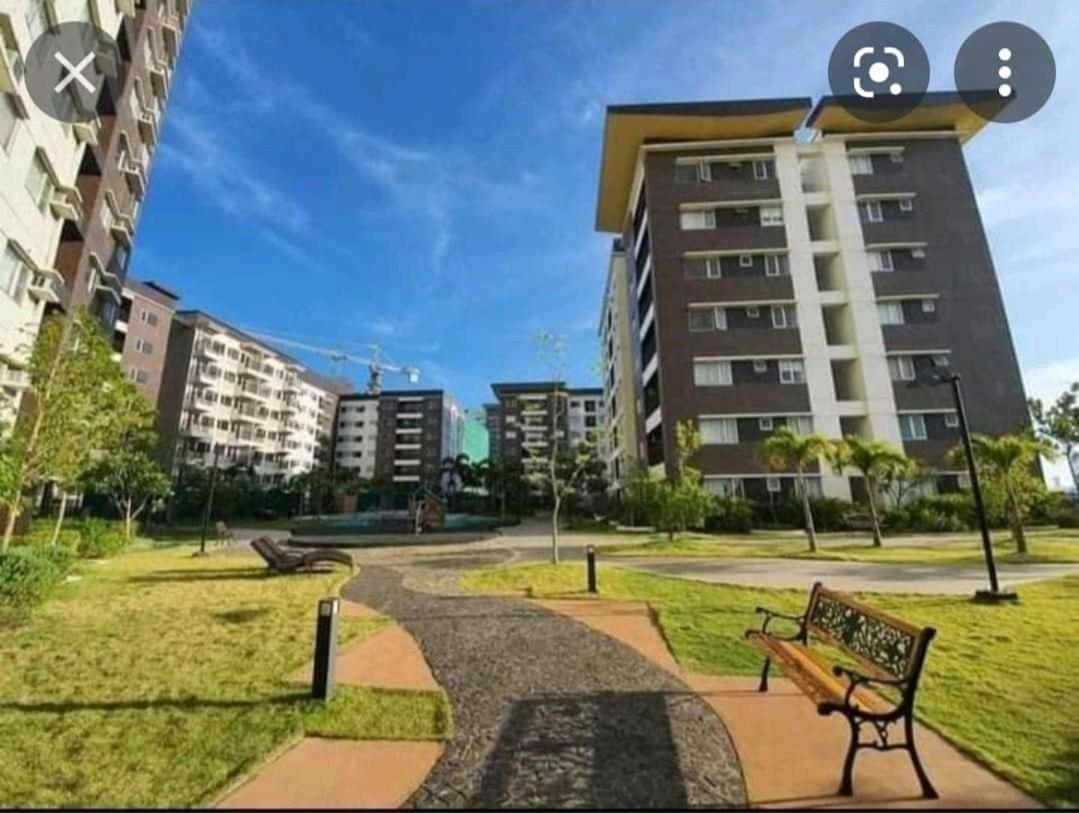 Апарт готель Avida Atria T2-F ,5Mins To Festive Walk And 4 Mins To Iloilo Convention Center Екстер'єр фото